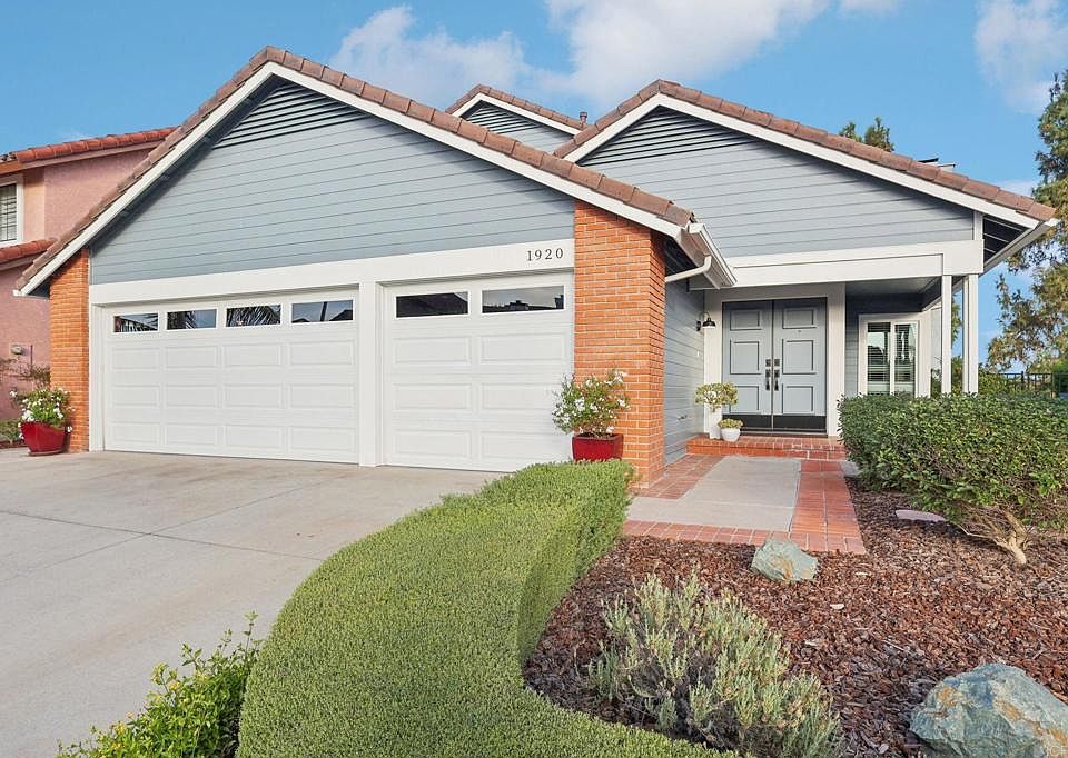 1st image of 1920 Vineyard Ave