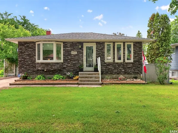 653 Duffield STREET W, Moose Jaw, SK S6H 5J2