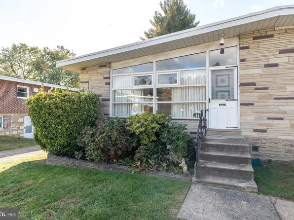 1134 Bingham St, Philadelphia, PA 19115