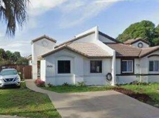 20654 SW 93rd Ave, Cutler Bay, FL 33189