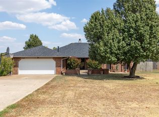 618 Mustang Rd NE, Piedmont, OK 73078