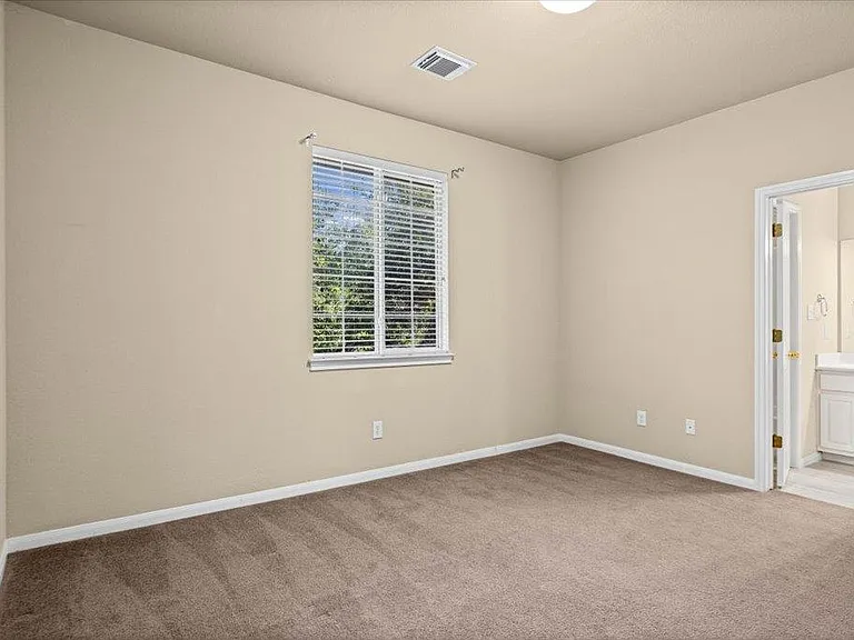 6925 Larue Belle Cv — Photo 26