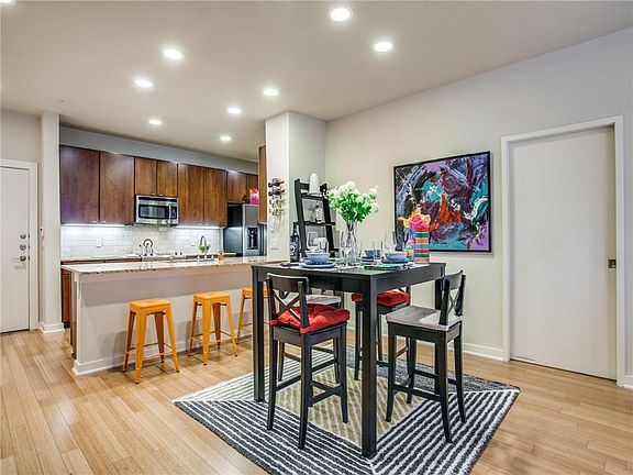 5th image of 4319 Bowser Ave APT 104