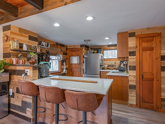 4th image of 26 Stevens Court