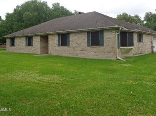 403 Crossland Dr, New Iberia, LA 70563