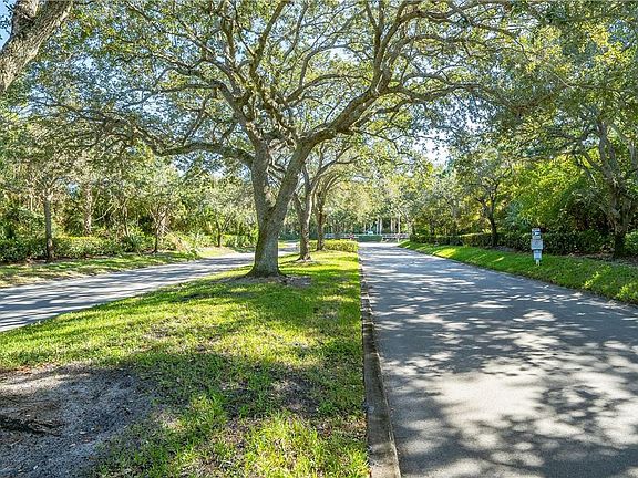 3rd image of 5851 SE Riverboat Drive #421