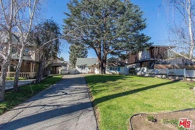 1st image of 513 Marguerita Ave