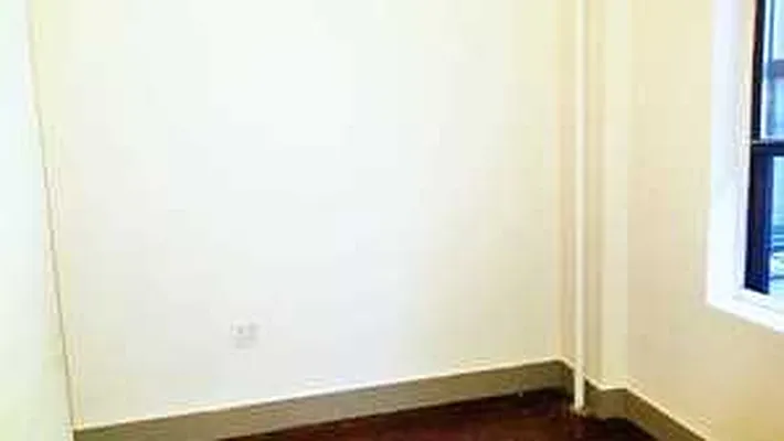 Rented by Evergreen Apartments BK | media 20