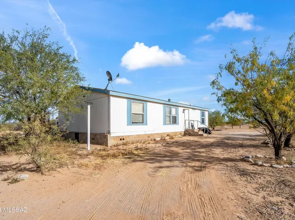 14690 W Red Feather Ln, Marana, AZ 85653