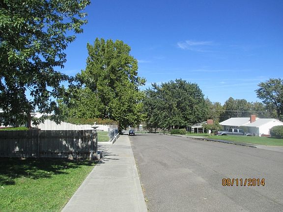 2nd image of 424 S Dennis St