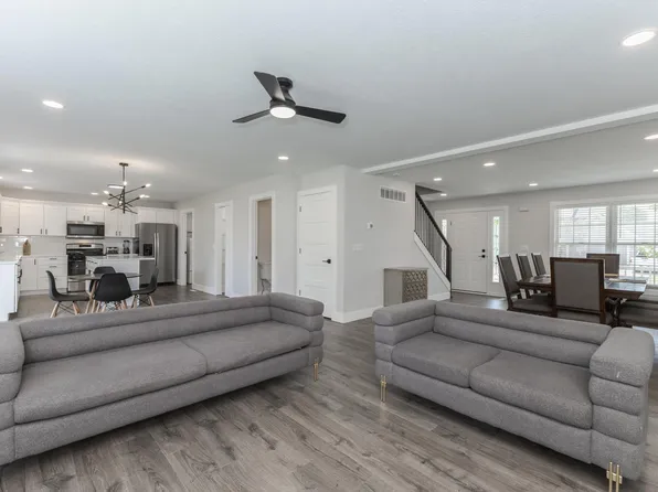 3020 Grey Hawk Dr, Normal, IL 61761