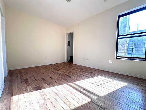 5th image of 608 W 184th St APT 54