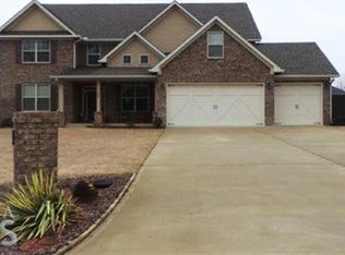 206 Abbotsbury Ln, Warner Robins, GA 31088