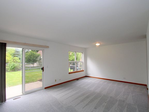5th image of 713 Carlisle Dr