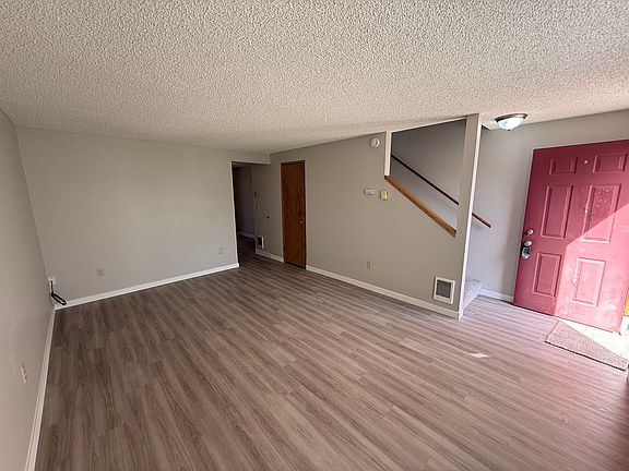 3rd image of 5114 NE 34th St #B6