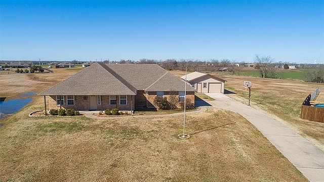 1st image of 4036 Quail Ln