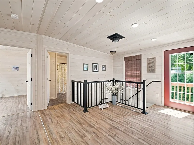 74 Blackmore Pond Cir — Photo 12