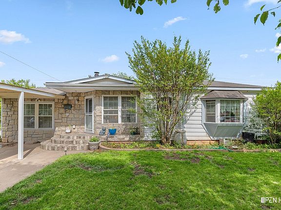 3rd image of 2601 Horseshoe Bnd