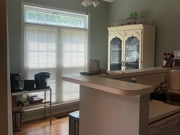4th image of 4124 Ashmere Cir