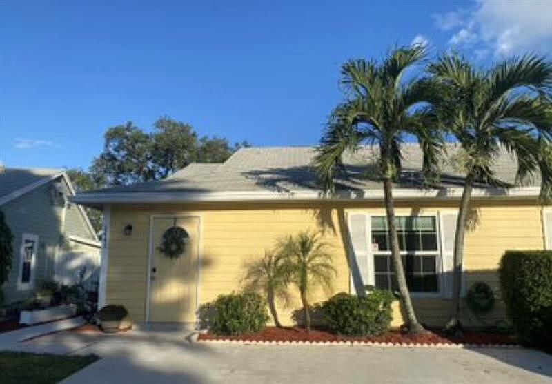 1st image of 1441 Royal Forest Ct