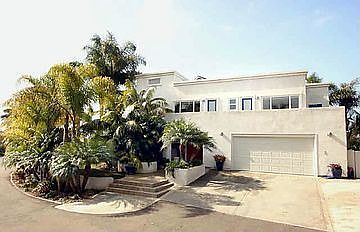 2nd image of 1658 Brahms Rd