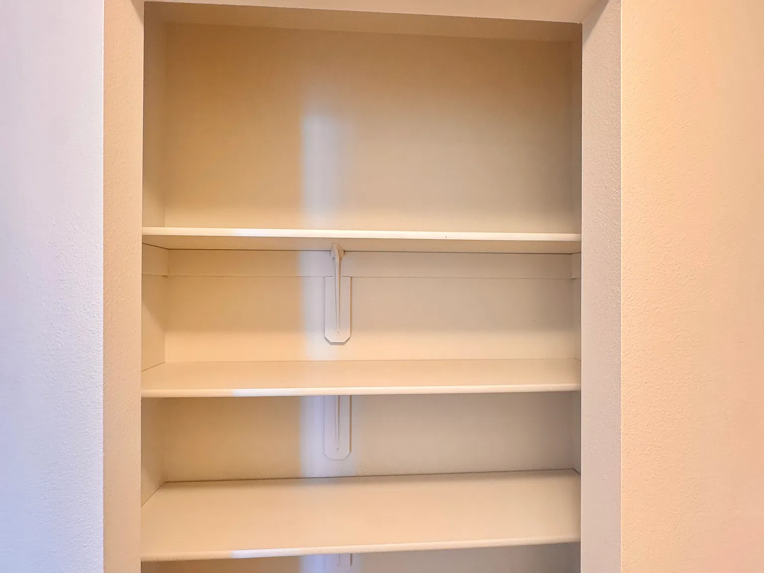 2 bed, 900 sqft, $1,550 — Photo 4