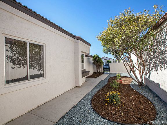 3rd image of 4441 Logan Ave