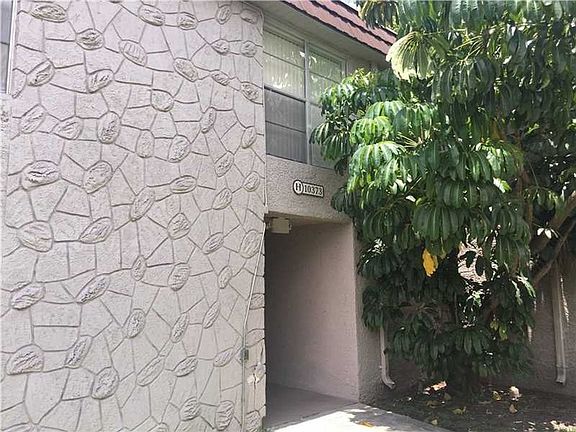 3rd image of 10373 N Kendall Dr APT H8