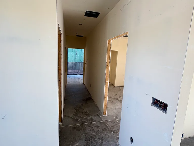 2025 S College Ave — Photo 9