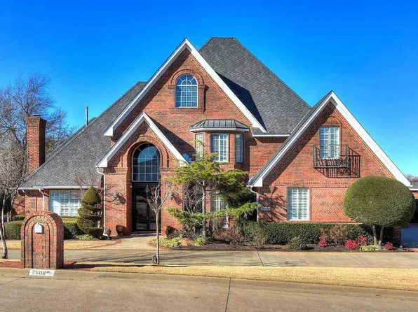 2608 NW Stone Hill Dr, Lawton, OK 73505