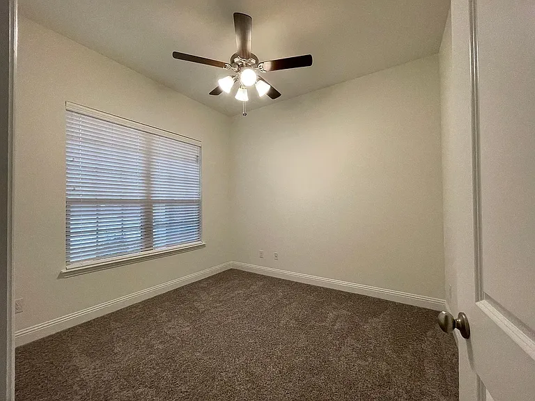 3016 Bobcat Dr — Photo 15