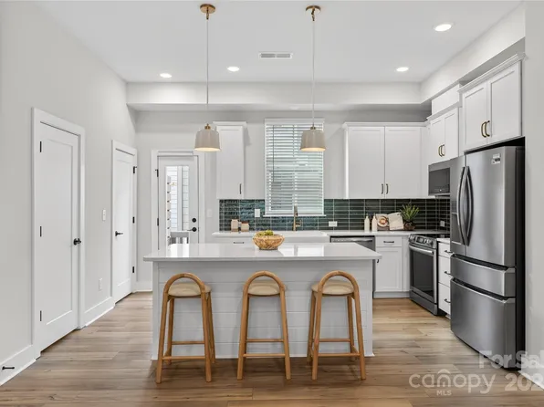 2025 Summey Ave, Charlotte, NC 28205