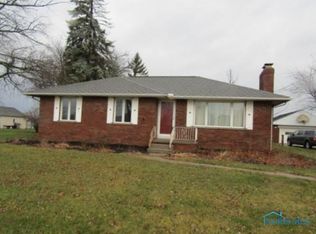 5941 Corduroy Rd, Oregon, OH 43616