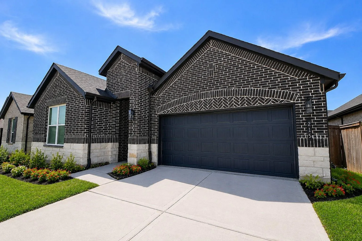 4 bed, 3.0 bath, 2255 sqft, $2,600 — Photo 1