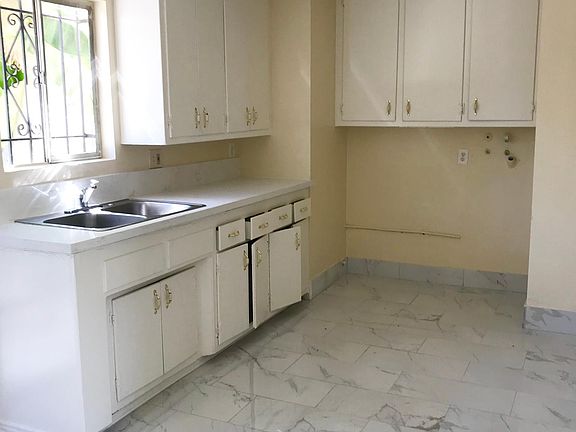 2nd image of 1855 Canal Ave APT 2