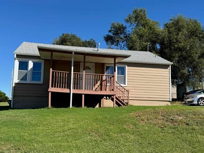 800 Westlawn Dr, Dodge City, KS, 67801