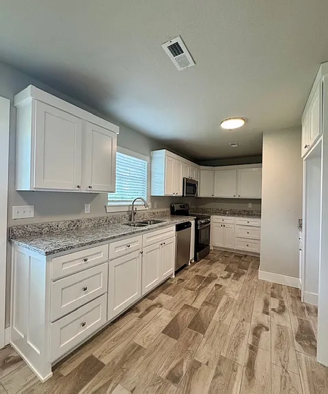 747 Austin Ave — Photo 7
