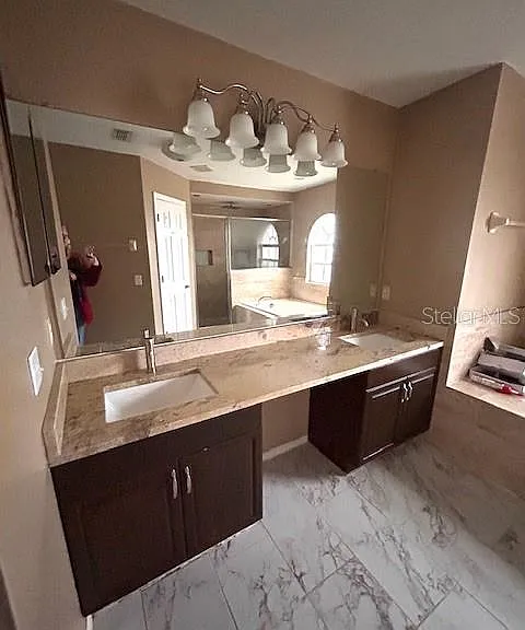 843 Ognon Ct — Photo 15