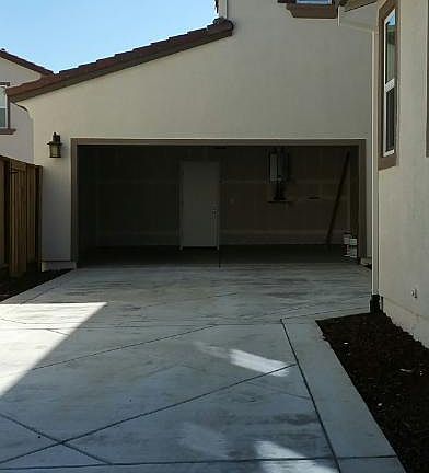 2 car garage
