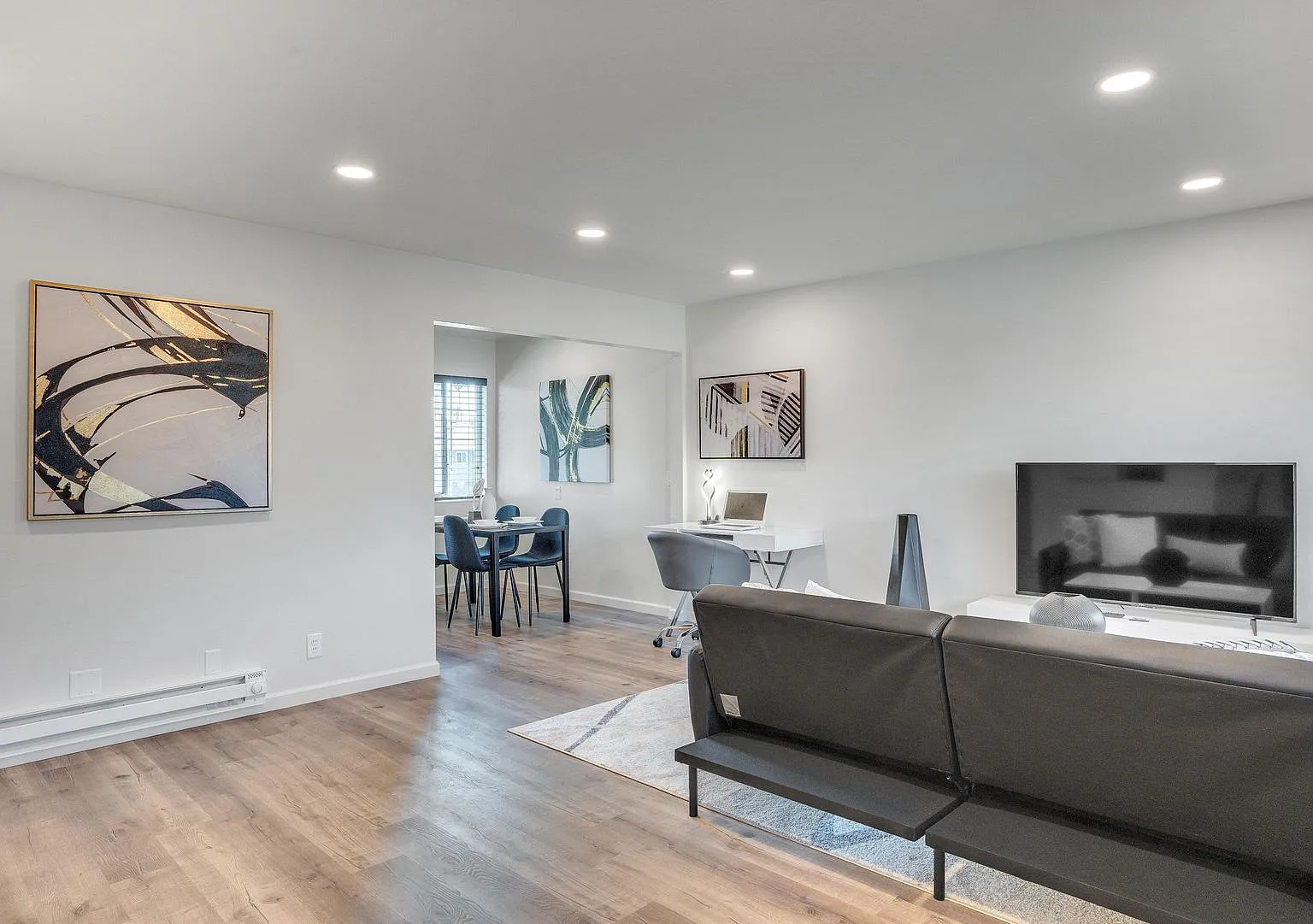 California St Apartments — Photo 3