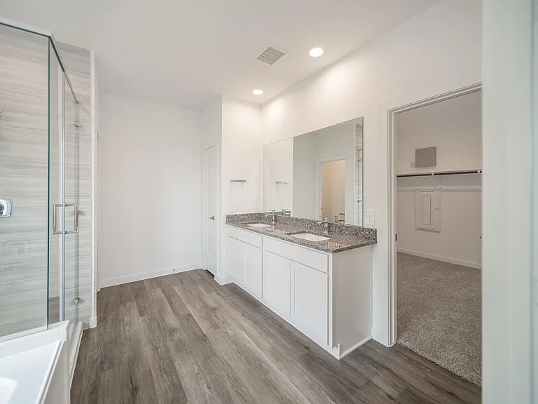 1728 Daylight Lake Dr — Photo 18