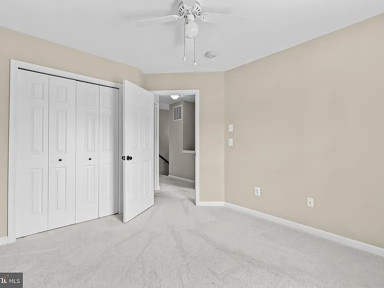 5011 Waple Ln — Photo 56