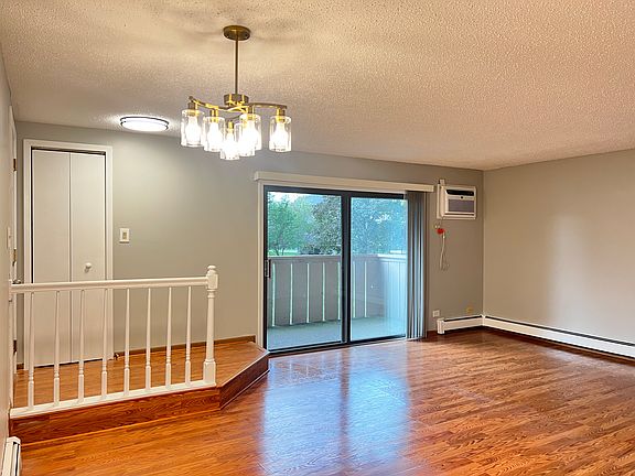 4th image of 16 Echo Ct APT 11