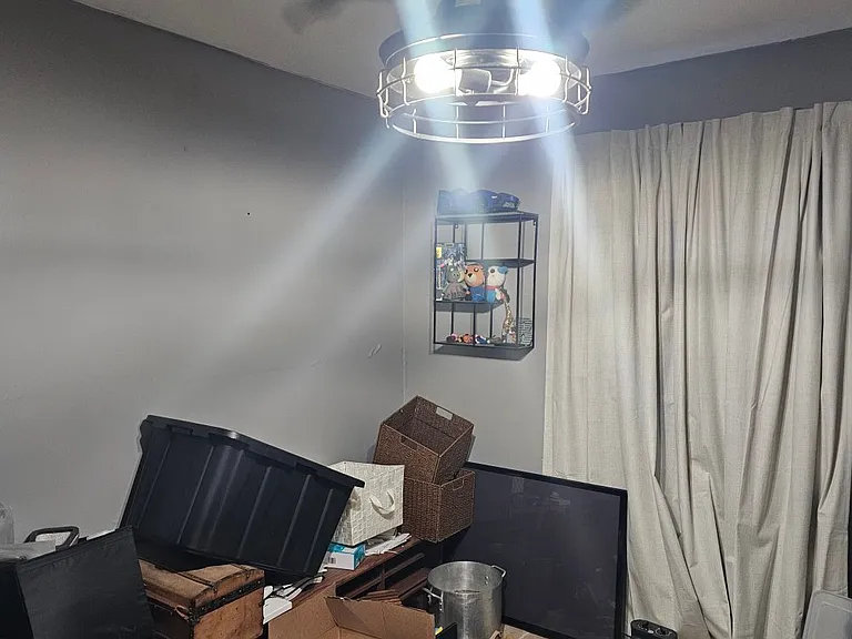 2321 Eldridge Ave — Photo 10