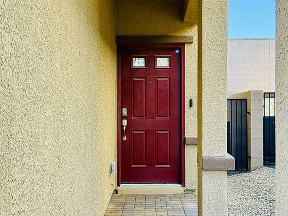 5th image of 10277 Crimson Meadow Ave