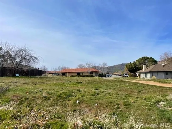 21020 Mission St #706, Tehachapi, CA 93561