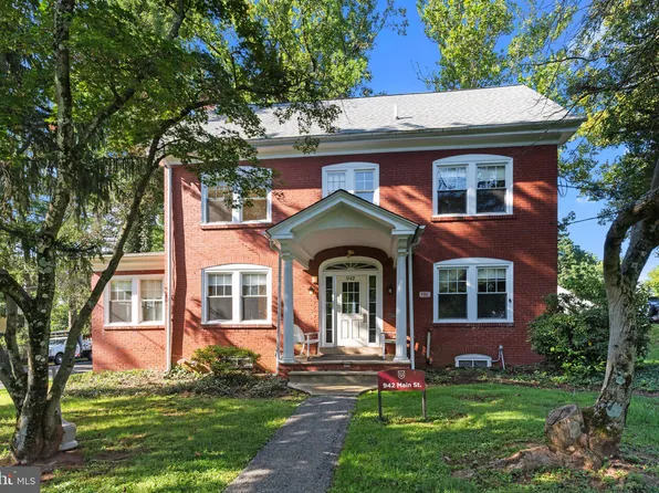942 E Main St, Collegeville, PA 19426
