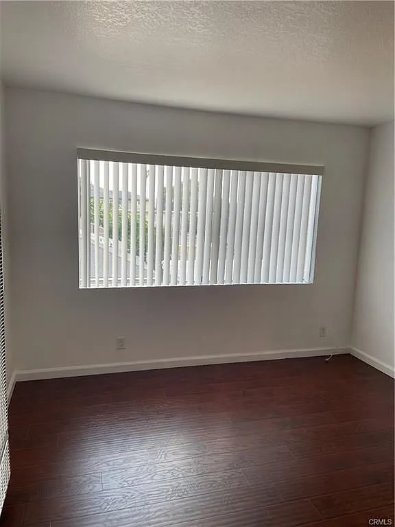 2 bed, 1.0 bath, $1,995 — Photo 2