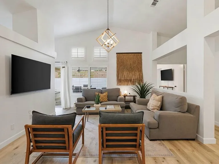 49132 Violet St — Photo 23