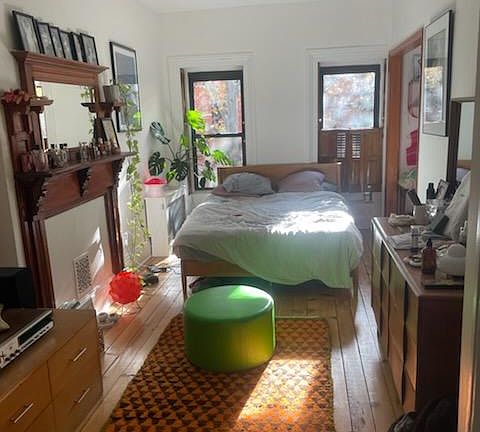 4th image of 373 Sackett St Floor 3